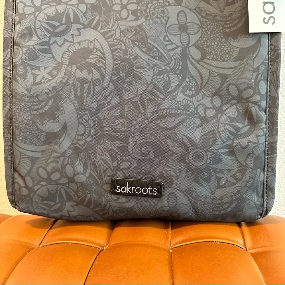 The Sak Sakroots On The Go Lunch Tote Bag Black Spirit Desert - Picture 2 of 8